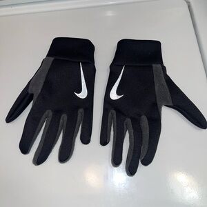 Nike Black and Gray Athletic Gloves